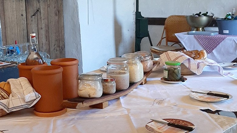 Weinviertler Kellerjause, © Dominik Hiller Weinviertler Kellerjause, © Dominik Hiller