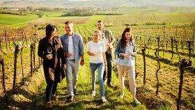 In die Grean gehen mit Marion Ebner-Ebenauer, © Niederösterreich Werbung, Andreas Jakwerth In die Grean gehen mit Marion Ebner-Ebenauer, © Niederösterreich Werbung, Andreas Jakwerth