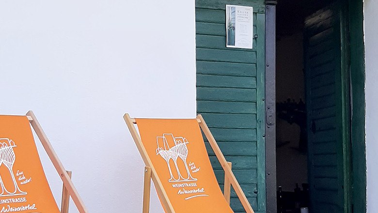 herzlich willkommen im Hiller-Keller, © Dominik Hiller herzlich willkommen im Hiller-Keller, © Dominik Hiller