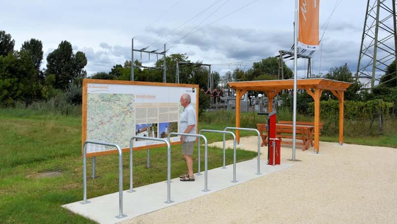 Weinviertel Rastplatz Lanzendorf, EV 9, &copy; Gemeinde Mistelbach / Mark Sch&ouml;nmann